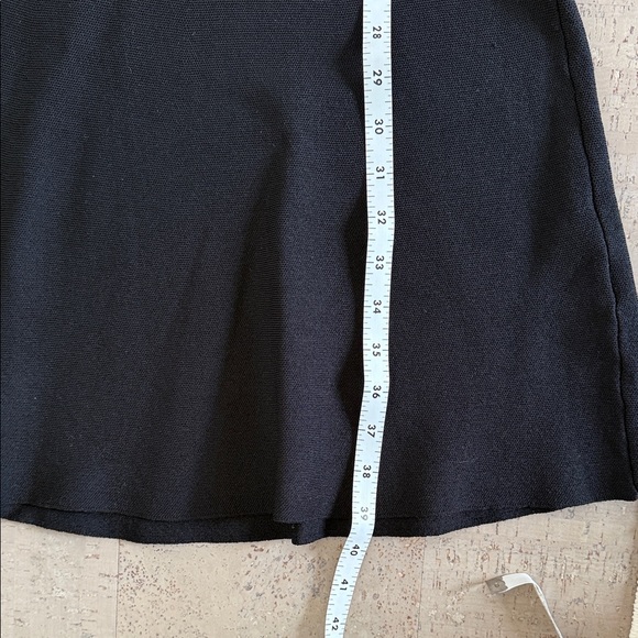 John + Jenn Black Sheer Yoke Midi Dress - Picture 6 of 7